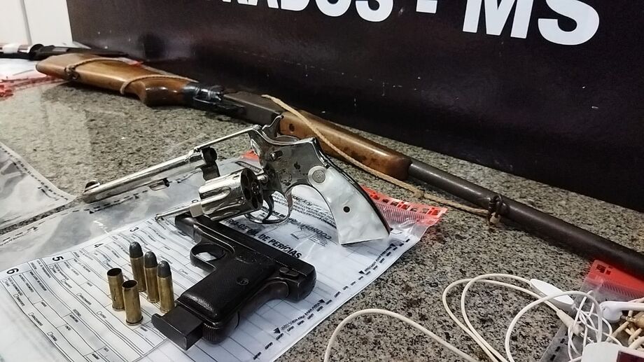 Armamento capturado na operação