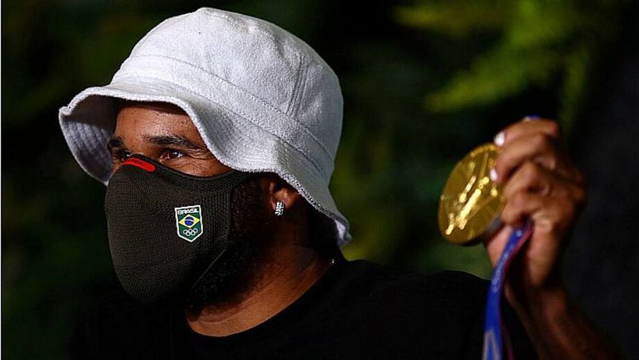 Após ouro, Ítalo Ferreira quer inspirar pessoas e buscar bicampeonato mundial.