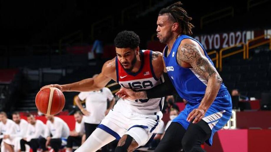 Jayson Tatum, ala do Boston Celtics, marcou 27 pontos contra a República Checa e foi o cestinha da partida
