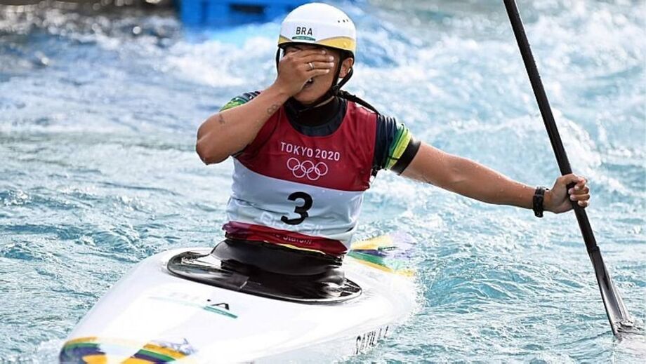 Ana Sátila recebe penalidades e termina em 10º na final da canoagem slalom
