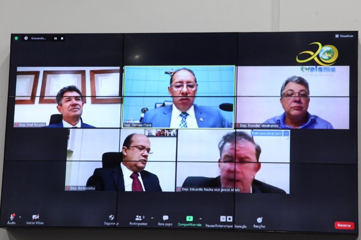 A reunião da CCJR aconteceu de forma remota, na manhã desta quarta-feira