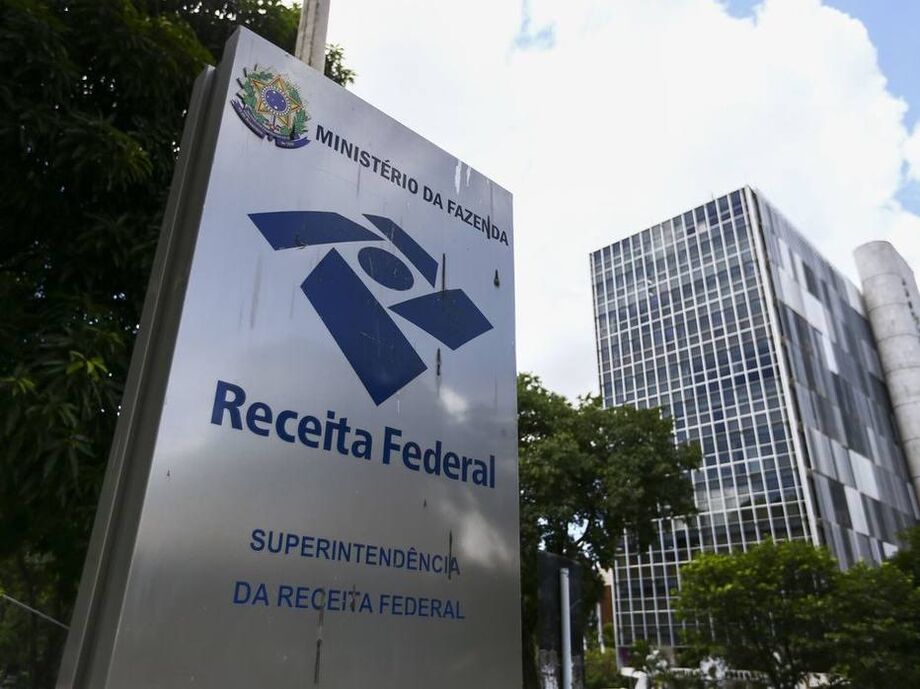 Receita encaminhará até setembro proposta para redução de benefícios tributários