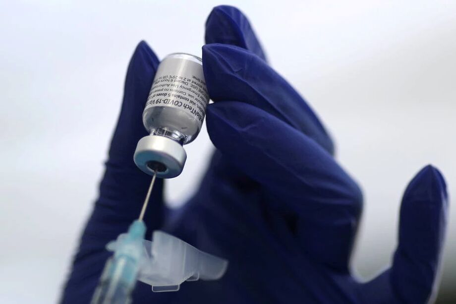 Uma única dose da vacina Pfizer ou da AstraZeneca foi pouco ou não eficaz contra as variantes Beta e Delta