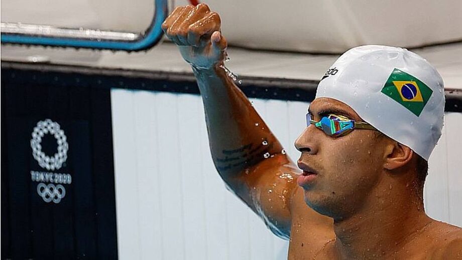 Guilherme Costa piora tempo e termina final dos 800m em último lugar nos Jogos de Tóquio