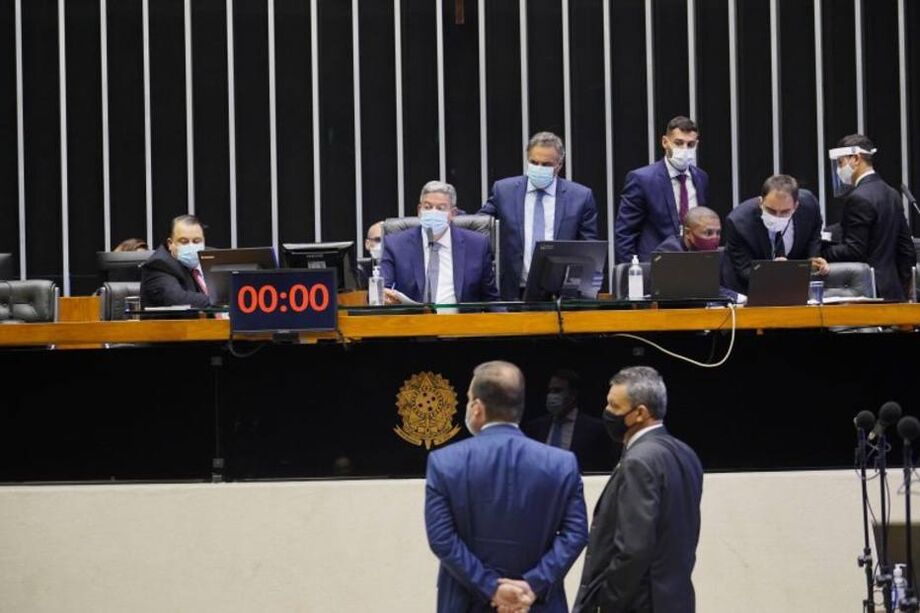 O placar da votação na Câmara foi de 425 votos a favor e 15 contra