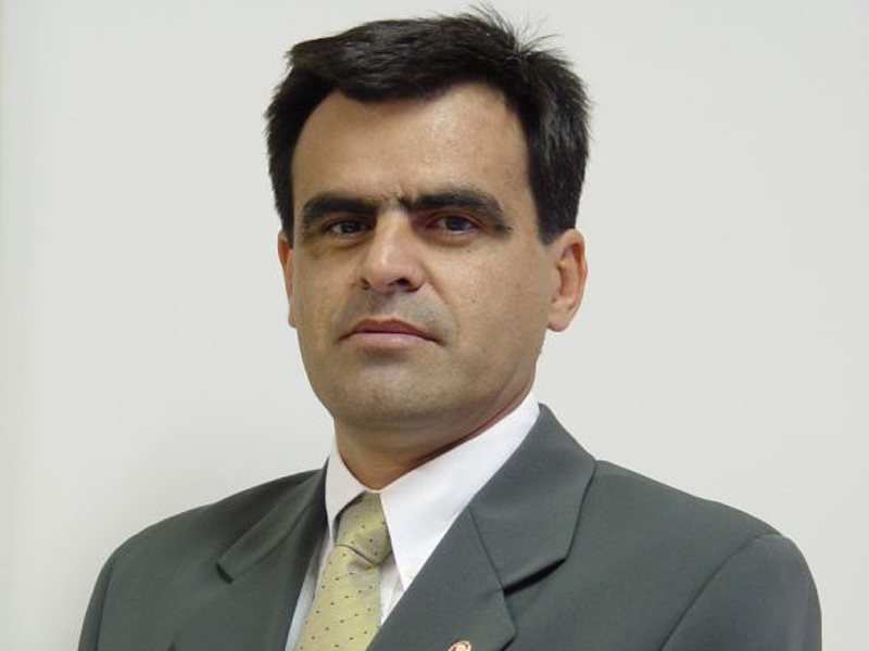 O Procurador de Justiça Gilberto Robalinho da Silva, 57 anos, morreu na noite de ontem (13) em Campo Grande.