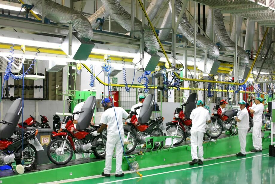 Vendas de motos recuam 3,3% em junho ante maio, mostra Fenabrave