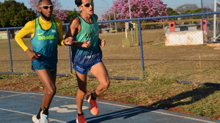 O paratleta relembra os treinos diários na pista de atletismo do Parque Ayrton Senna