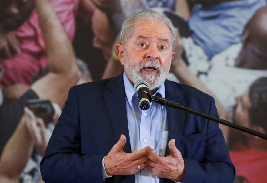 O ex-presidente Luiz Inácio Lula da Silva em pronunciamento em São Bernardo do Campo, na Grande SP