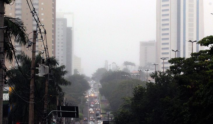 Em Mato Grosso do Sul as mudanças começam a partir desta terça-feira (27) com a frente fria que traz chuva fraca com chance de trovoadas isoladas na região sul do Estado