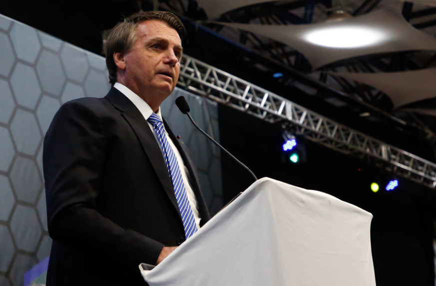 Presidente Jair Bolsonaro discursa durante feira em Caxias do Sul (RS)