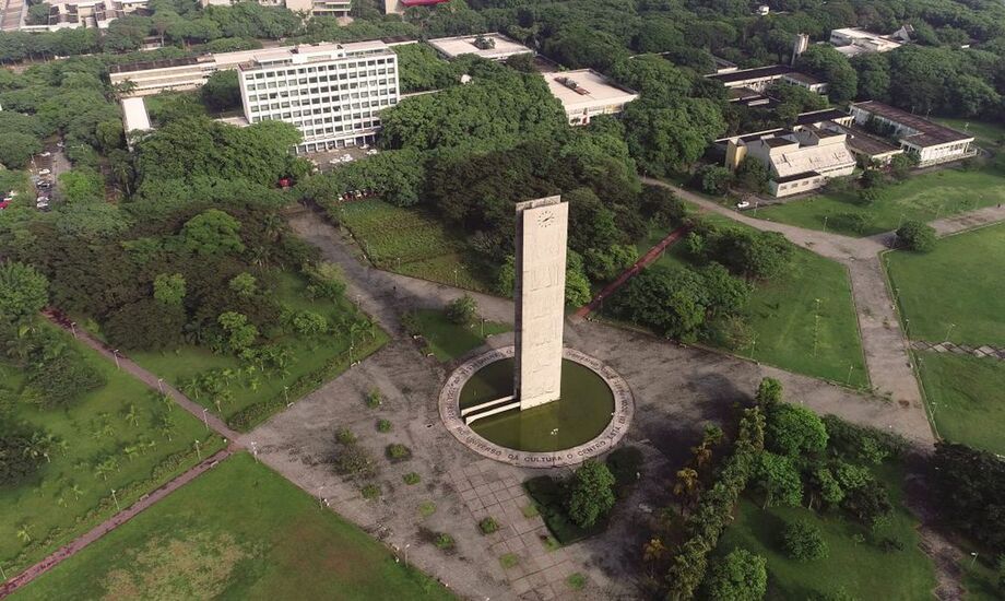 Universidade de São Paulo (USP)