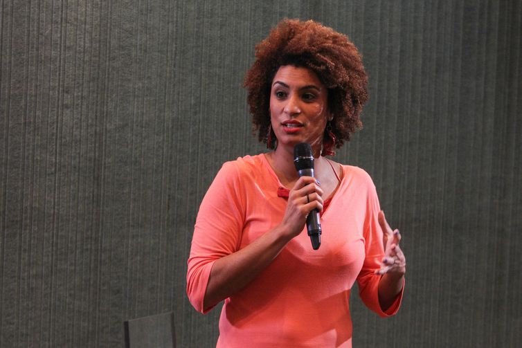 A arma utilizada para executar Marielle e Anderson até hoje não foi localizada