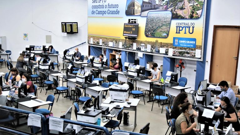 Para o parcelamento em até seis meses, a remissão chega a 75%. Já para quem dividir os débitos em 12 vezes, o desconto será de 30%