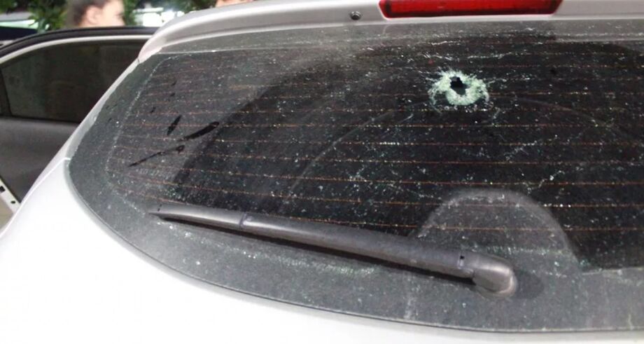 Tiro atingiu vidro de carro de policial militar supostamente embriagado (Imagem Ilustrativa)