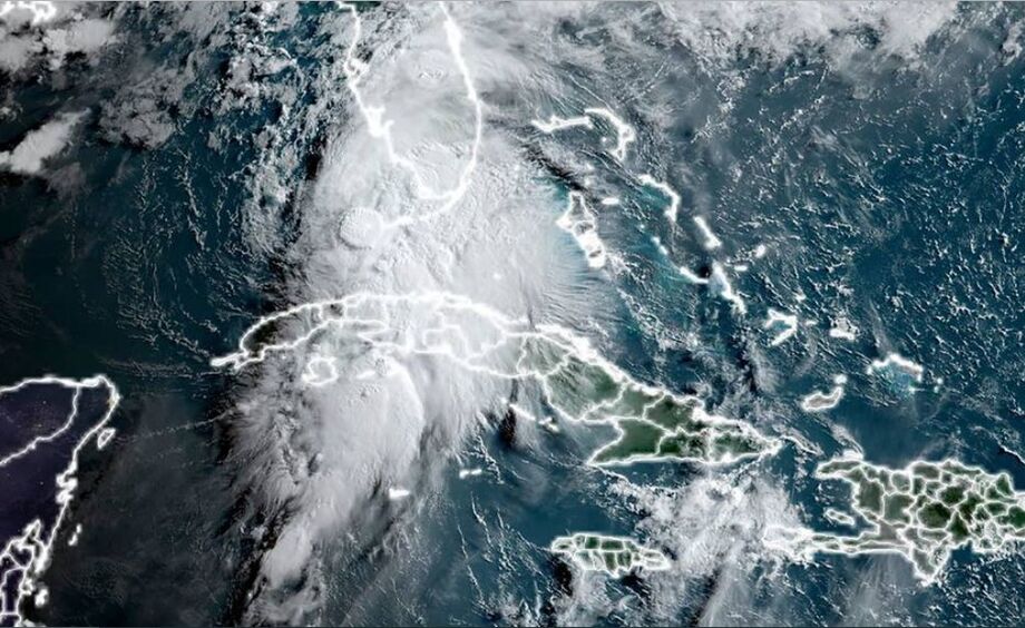 Imagem de satélite mostra a tempestade tropical Elsa a caminho do estado da Flórida depois de sair de Cuba
