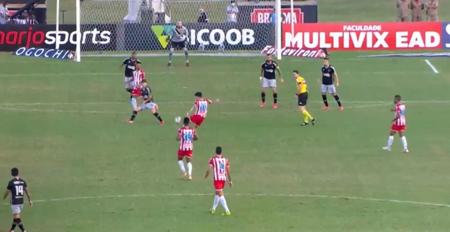 Com gol nos acréscimos, Vasco evita derrota para o Náutico na Série B