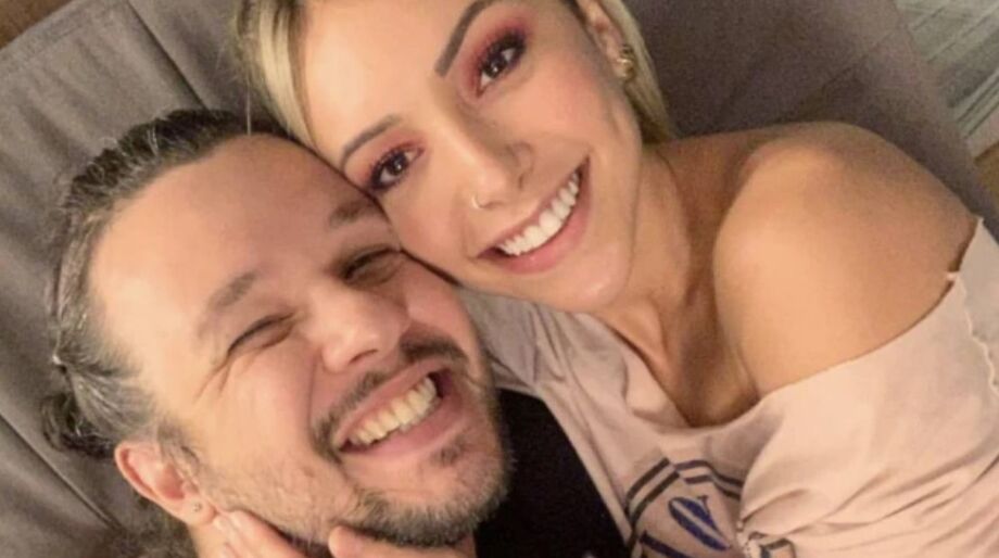 O cantor Bruno, do KLB, e a namorada Maria Luiza