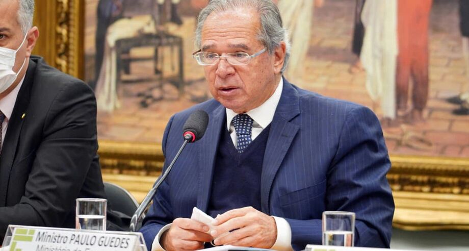 O ministro Paulo Guedes durante audiência na Câmara