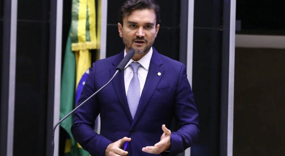 O relator da reforma do Imposto de Renda, deputado Celso Sabino (PSDB-PA) - 29/4/2021