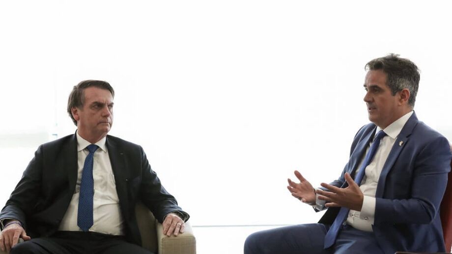O presidente da República, Jair Bolsonaro com o senador Ciro Nogueira (PP-PI).
