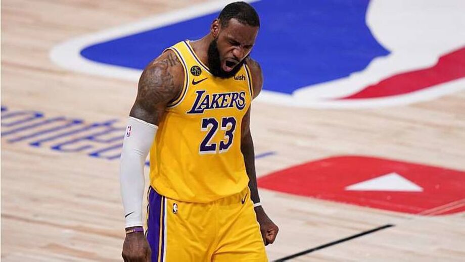 O astro LeBron James