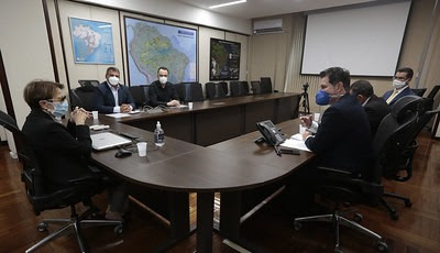 Alessandro Boigues, reuniu-se nesta quarta-feira (21), com a Ministra da Agricultura e Pecuária e Abastecimento, Tereza Cristina