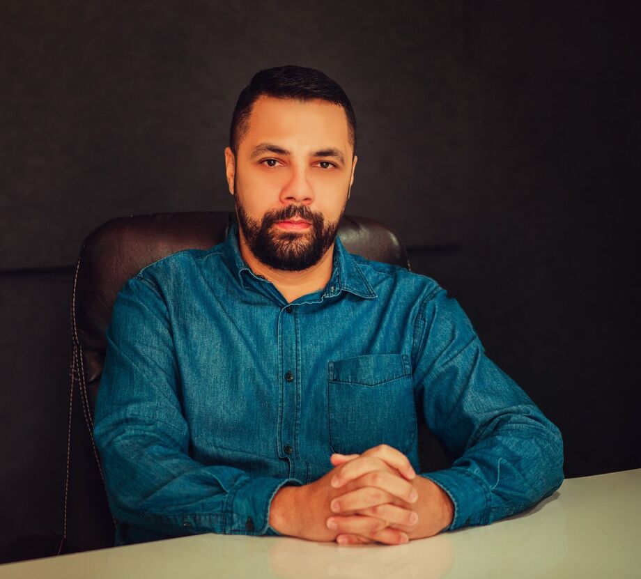 Fundador da empresa Group Marketing Brasil, Weligton Martins
