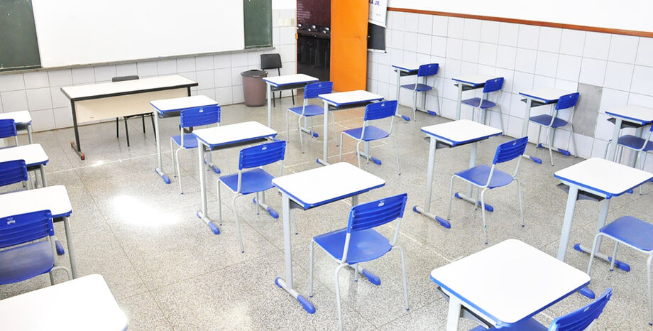 Volta as aulas será de forma escalonada no formato presencial
