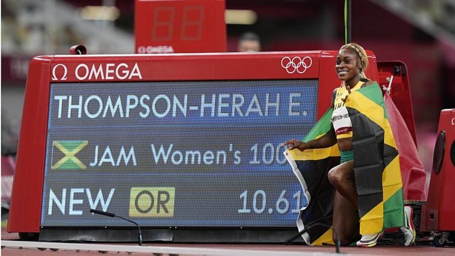 Elaine Thompson-Herah foi ouro nos 100 metros e ainda bateu o recorde olímpico