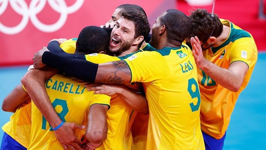 Jogadores da seleção comemoram vaga nas semifinais
