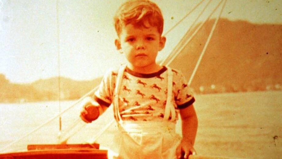 Torben Grael velejando no barco Aileen do seu avô, Preben Schmidt