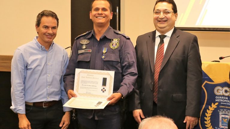 Serão homenageadas 30 pessoas com a Medalha ''José Antônio Pereira''
