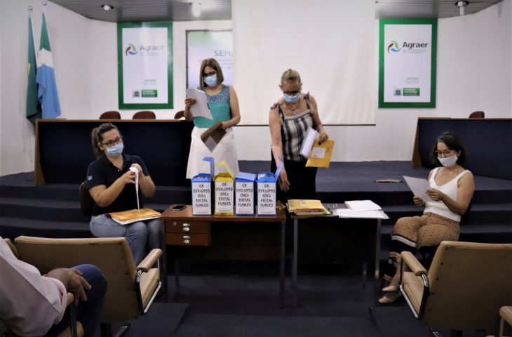 Um total de 57 envelopes-propostas, de 15 municípios, foram recebidos e abertos na última quarta-feira