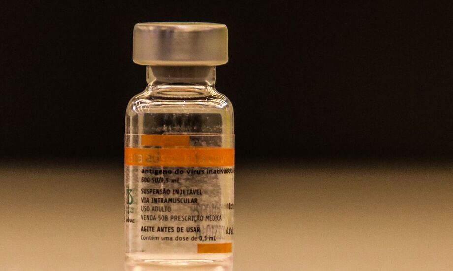 Serão produzidas mais 12 milhões de doses da Coronavac em território nacional