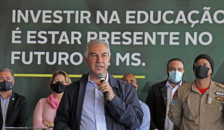 O governador Reinaldo Azambuja