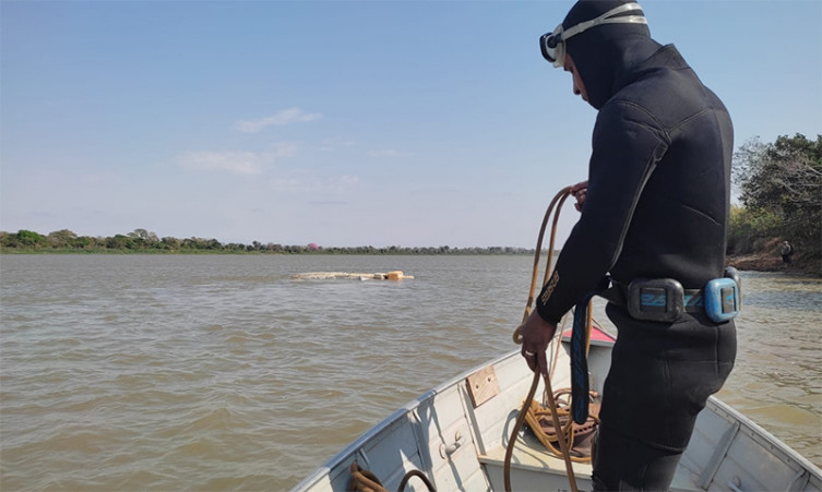 A Marinha, por meio da Capitania Fluvial do Pantanal, informou que abriu inquérito administrativo para apurar as causas e responsabilidades pelo acidente