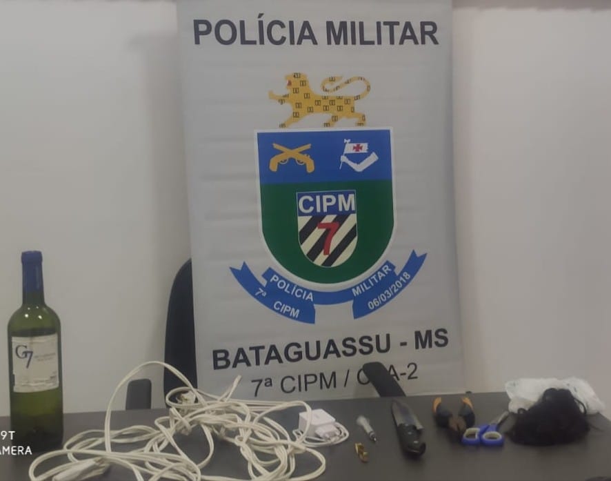 Equipamentos usados para agredir a mulher