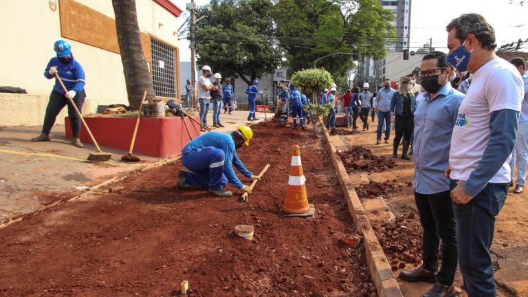 Prefeito faz boa avaliação e compartilha otimismo com comerciantes