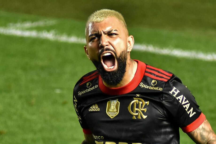 Gabigol foi o destaque da noite, com três gols marcados