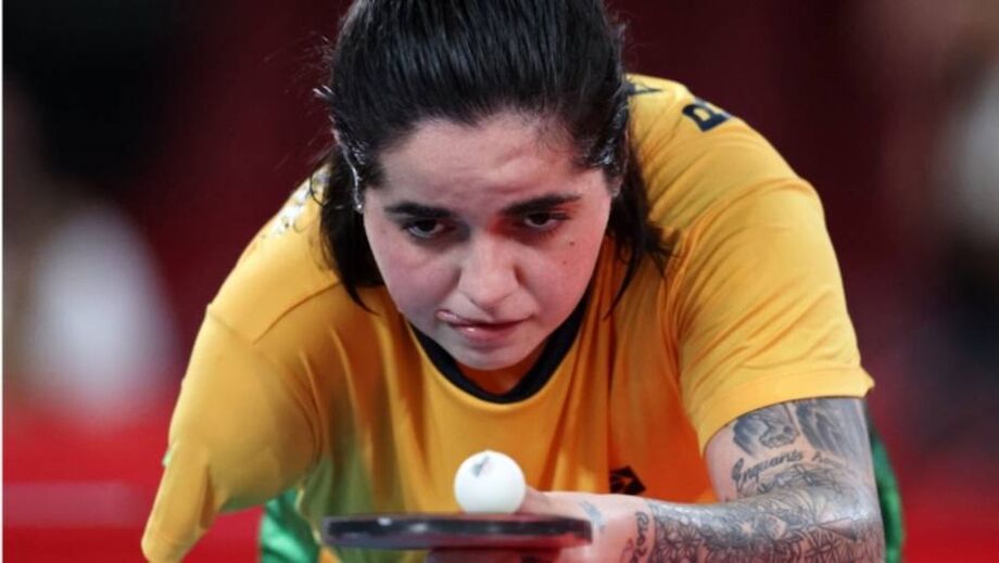Bruna Alexandre foi a primeira mulher brasileira a disputar a final do tênis de mesa na Paralimpíada - ficou com a prata