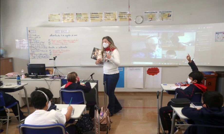 Parte dos alunos no Porto Seguro, na capital paulista, só voltou à escola nesta segunda-feira