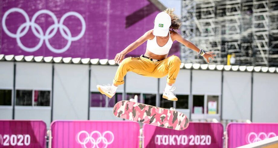 A skatista Rayssa Leal durante treinamento no Ariake Urban Sports Park, em Tóquio, antes da estreia nos Jogos Olímpicos