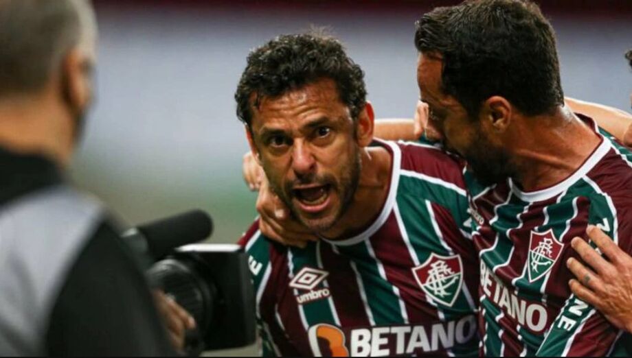 13º gol do artilheiro na temporada veio em cobrança de pênalti