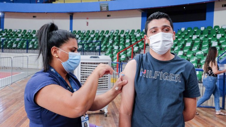 A aplicação da segunda dose continua para quem tomou Coronavac-Sinovac-Butantan até o dia 12 de julho ou a Comirnaty-Pfizer até o dia 09 de junho