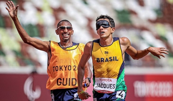 O atleta também bateu recorde das Américas