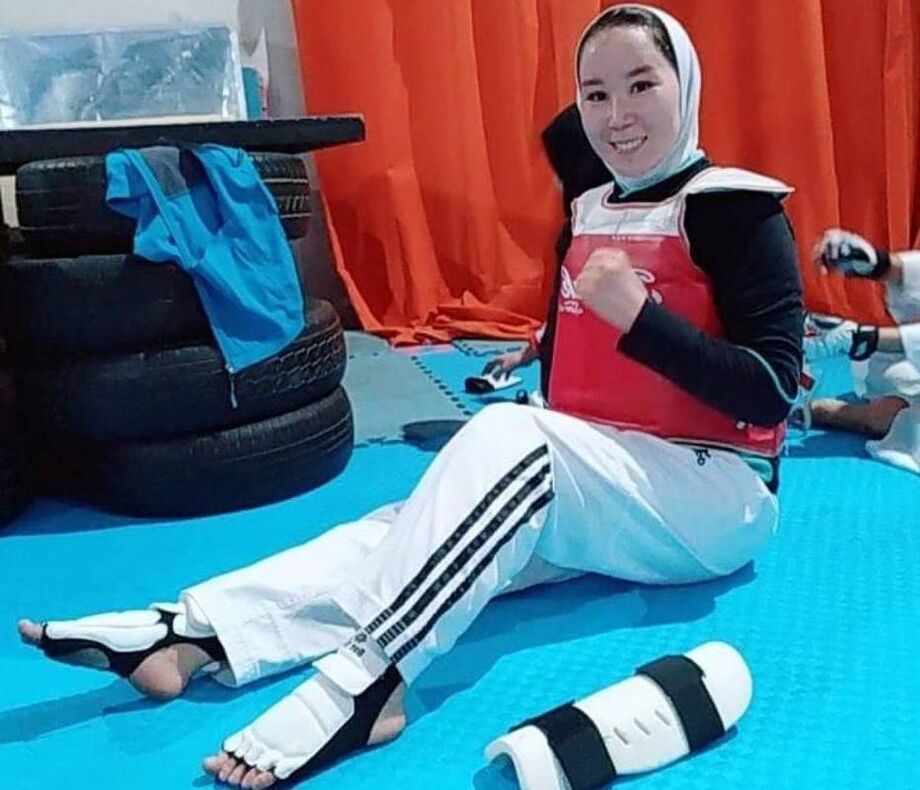 Zakia Khudadadi conseguiu realizar o sonho de competir na Paralimpíada de Tóquio