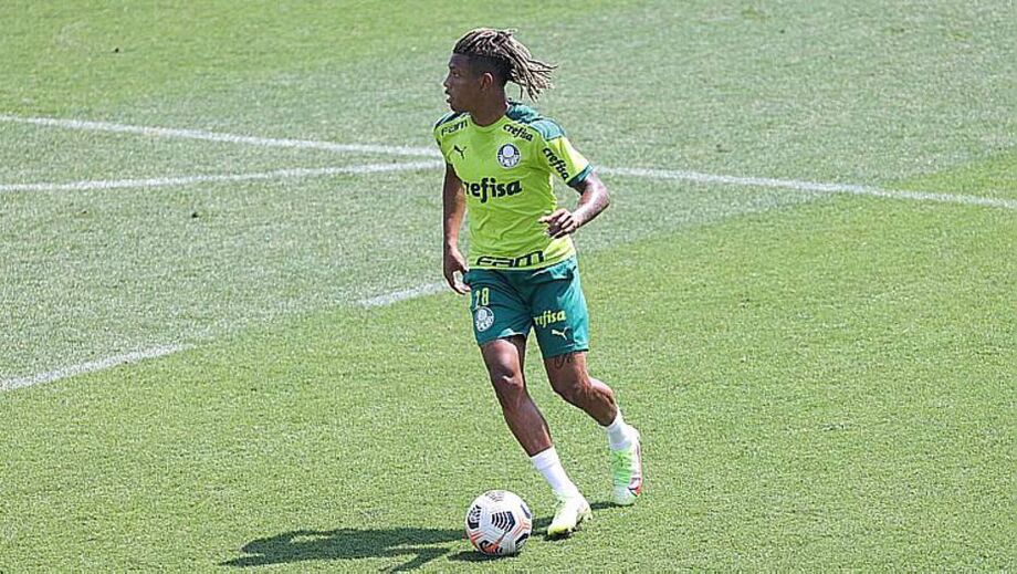 Com Danilo em campo, Palmeiras inicia preparação para enfrentar o Atlético-MG