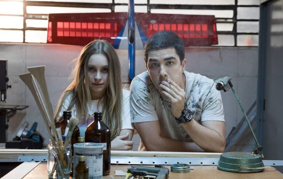 Carla Diaz e Leonardo Bittencourt interpretam Suzane Von Richthofen e Daniel Cravinhos