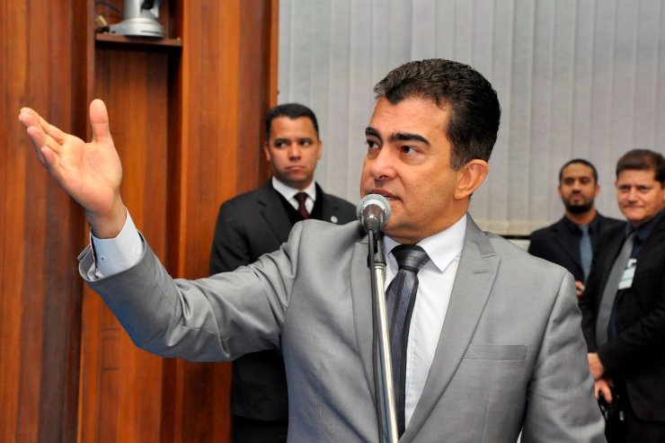 Marçal justifica a criação da Lei devido à preocupante queda gradativa e constante na cobertura vacinal
